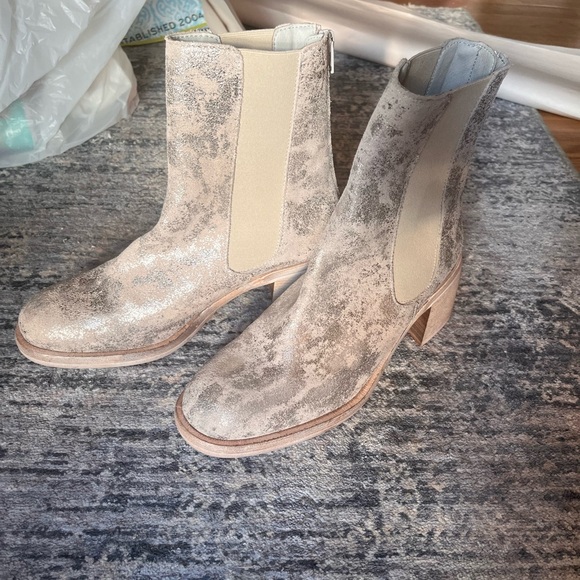 Free People Essential Chelsea boots - Picture 4 of 9